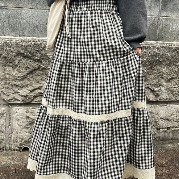 Black And White Casual Women's Plaid Contrast Lace Trim Skirt - Picture 5 of 7